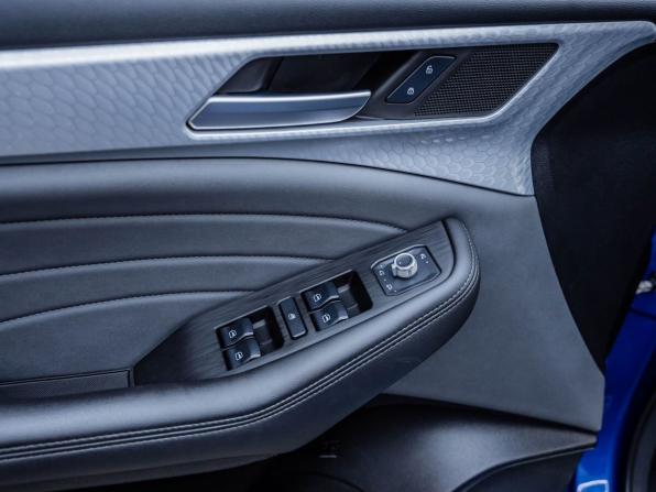 Haval F7 I Рестайлинг с пробегом 2022 года, цена 2 015 000 рублей, 80359 км, внедорожник, Автокод Объявления