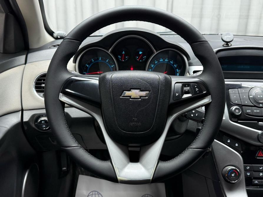 Chevrolet Cruze I Ижевск  - изображение 18