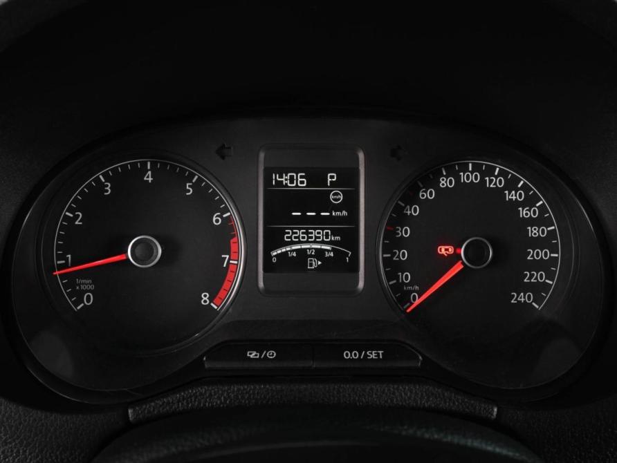 Volkswagen Polo V Рестайлинг Ростов-на-Дону  - изображение 15