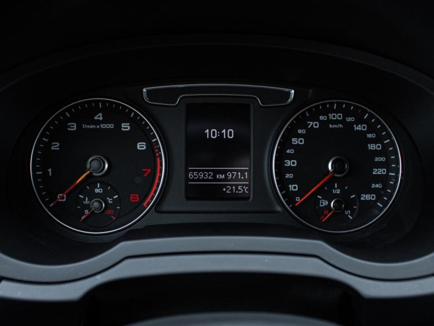 Audi Q3 I (8U) Рестайлинг Москва  - изображение 12
