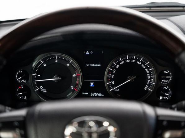 Toyota Land Cruiser 200 Series Рестайлинг 2 с пробегом 2019 года, цена 6 700 000 рублей, 264000 км, внедорожник, Автокод Объявления