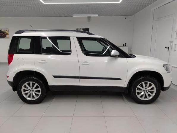 Skoda Yeti I Рестайлинг с пробегом 2015 года, цена 1 259 000 рублей, 156926 км, внедорожник, Автокод Объявления