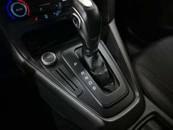 Ford Focus III Рестайлинг с пробегом 2017 года, цена 1 310 000 рублей, 64786 км, седан, Автокод Объявления