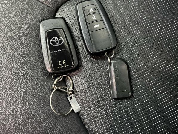 Toyota Camry VIII (XV70) Рестайлинг с пробегом 2021 года, цена 2 315 000 рублей, 152497 км, седан, Автокод Объявления