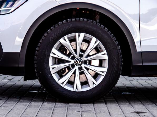 Volkswagen Tiguan II Рестайлинг с пробегом 2021 года, цена 3 450 000 рублей, 50780 км, внедорожник, Автокод Объявления