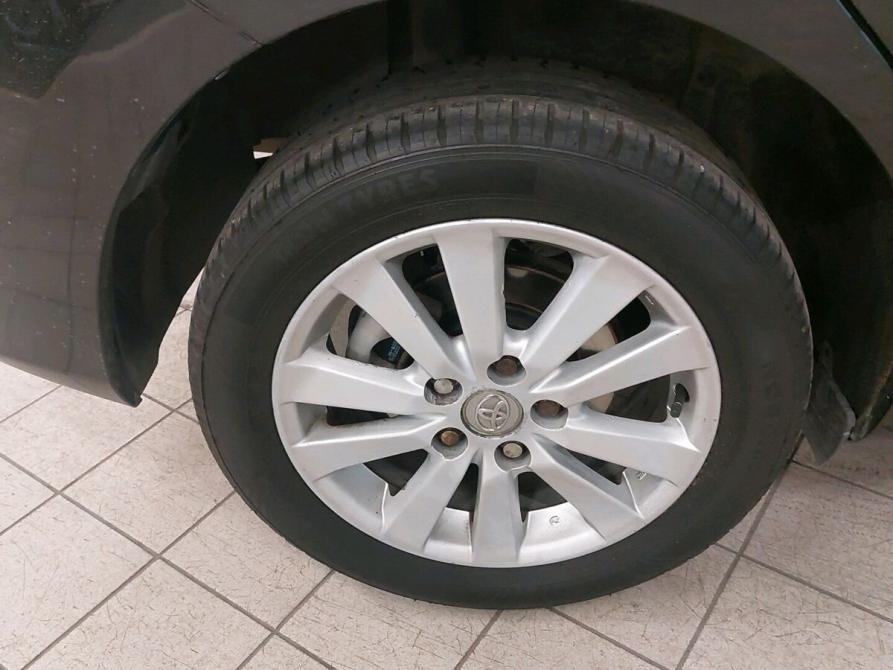 Toyota Auris I Рестайлинг Москва  - изображение 15