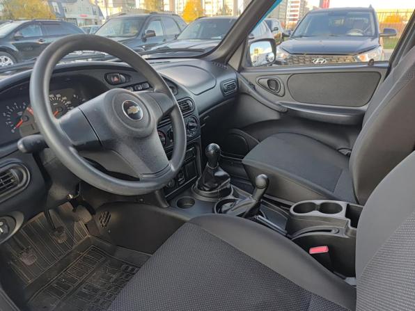 Chevrolet Niva I Рестайлинг с пробегом 2015 года, цена 620 000 рублей, 115415 км, внедорожник, Автокод Объявления