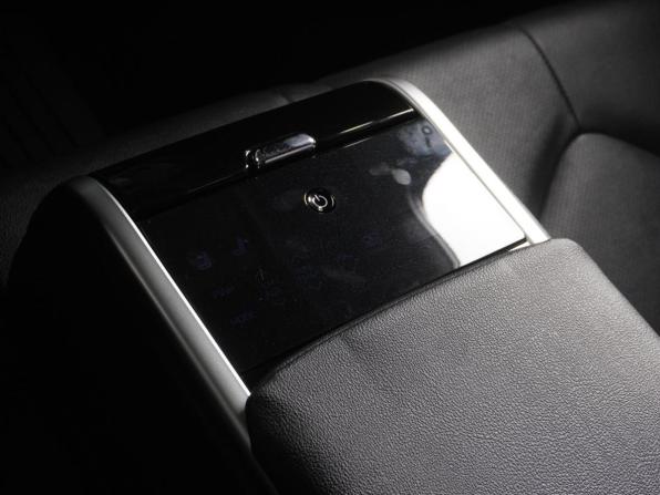 Toyota Camry VIII (XV70) Рестайлинг с пробегом 2023 года, цена 3 570 000 рублей, 36561 км, седан, Автокод Объявления