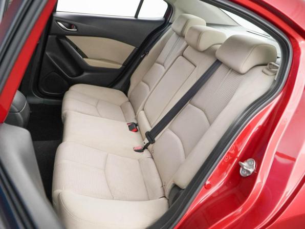 Mazda 3 III (BM) Рестайлинг с пробегом 2018 года, цена 1 613 055 рублей, 127378 км, седан, Автокод Объявления