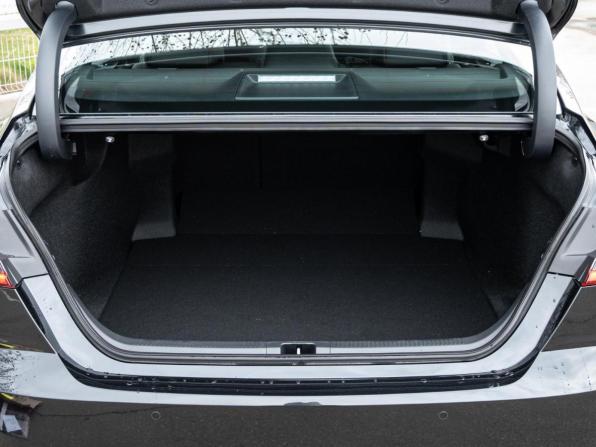 Toyota Camry IX (XV80) China Market с пробегом 2026 года, цена 4 240 000 рублей, 31 км, седан, Автокод Объявления