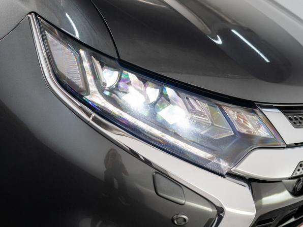 Mitsubishi Outlander III Рестайлинг 3 с пробегом 2021 года, цена 2 735 000 рублей, 98045 км, внедорожник, Автокод Объявления