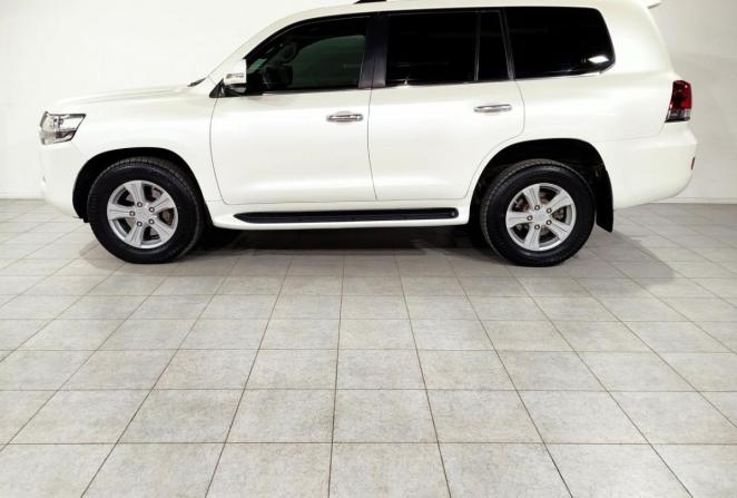 Toyota Land Cruiser 200 Series Рестайлинг 2 с пробегом 2016 года, цена 5 600 000 рублей, 269212 км, внедорожник, Автокод Объявления