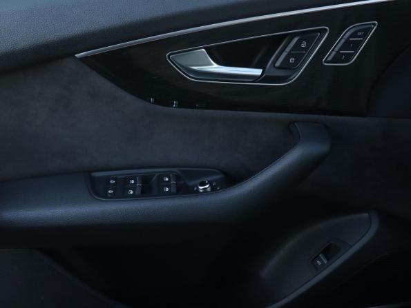 Audi Q7 II (4M) Рестайлинг с пробегом 2021 года, цена 5 974 000 рублей, 142299 км, внедорожник, Автокод Объявления