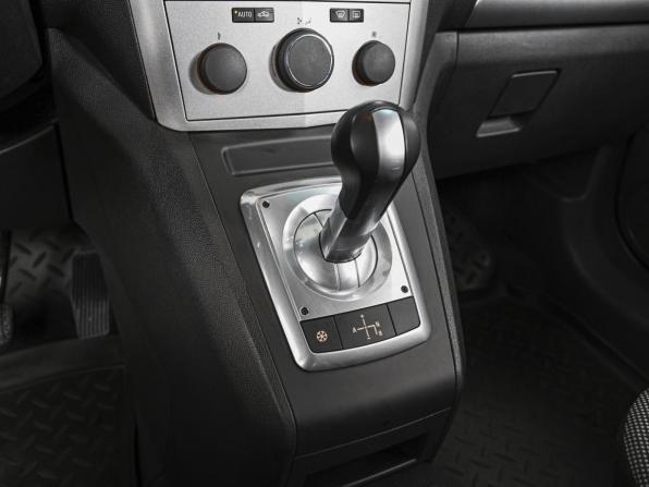 Opel Zafira B Рестайлинг с пробегом 2013 года, цена 889 000 рублей, 218894 км, компактвэн, Автокод Объявления