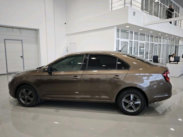 Skoda Rapid I Рестайлинг с пробегом 2018 года, цена 1 100 000 рублей, 170000 км, лифтбек, Автокод Объявления