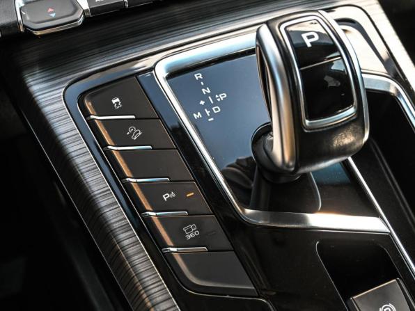 Geely Atlas Pro с пробегом 2023 года, цена 2 059 000 рублей, 67664 км, внедорожник, Автокод Объявления