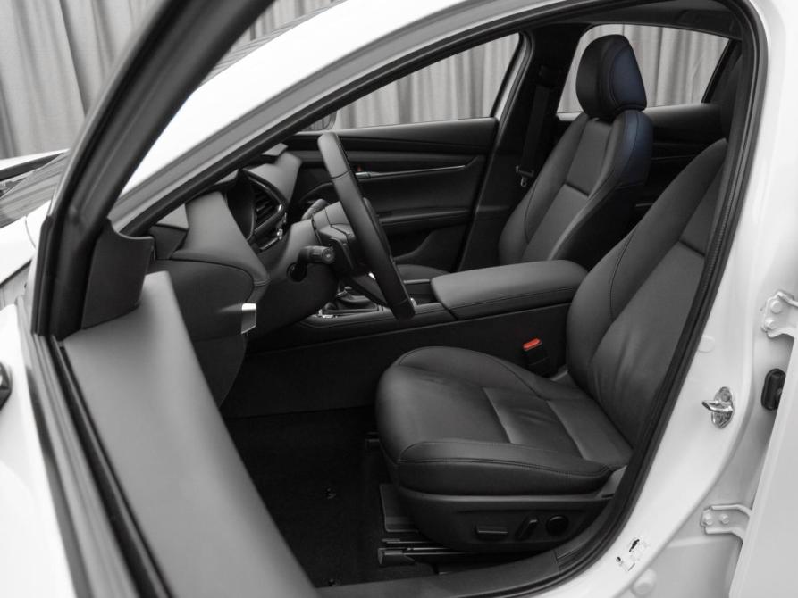 Mazda 3 IV (BP) Москва  - изображение 9