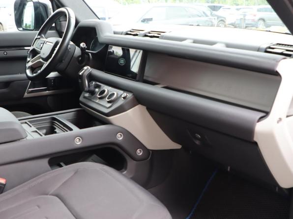 Land Rover Defender II с пробегом 2020 года, цена 4 190 000 рублей, 109793 км, внедорожник, Автокод Объявления