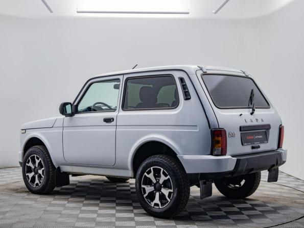 Lada (ВАЗ) Niva Legend с пробегом 2025 года, цена 1 080 000 рублей, 2940 км, внедорожник, Автокод Объявления