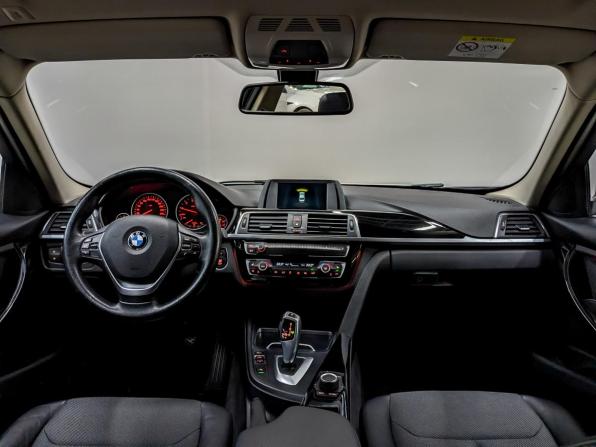 BMW 3 серии VI (F3x) Рестайлинг с пробегом 2017 года, цена 2 000 000 рублей, 95200 км, седан, Автокод Объявления