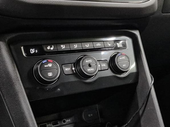 Volkswagen Tiguan II с пробегом 2020 года, цена 2 695 000 рублей, 113658 км, внедорожник, Автокод Объявления