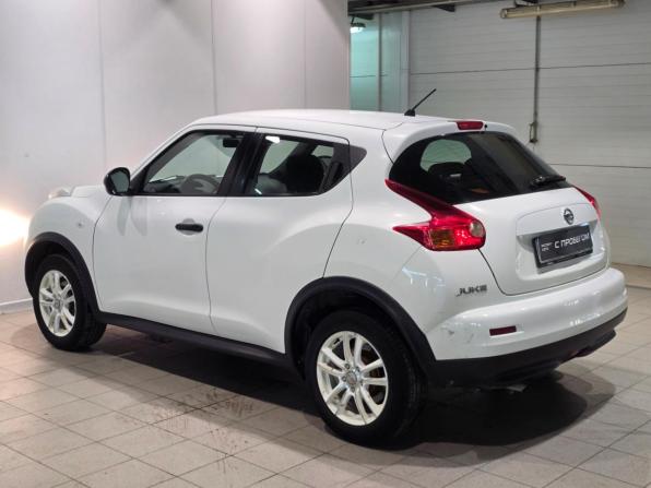 Nissan Juke I с пробегом 2013 года, цена 1 035 000 рублей, 138000 км, внедорожник, Автокод Объявления