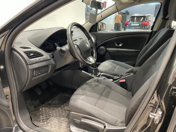 Renault Fluence I с пробегом 2012 года, цена 649 000 рублей, 155358 км, седан, Автокод Объявления