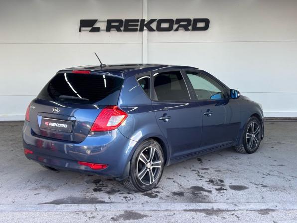 Kia Ceed I Рестайлинг с пробегом 2010 года, цена 459 000 рублей, 295754 км, хэтчбек, Автокод Объявления
