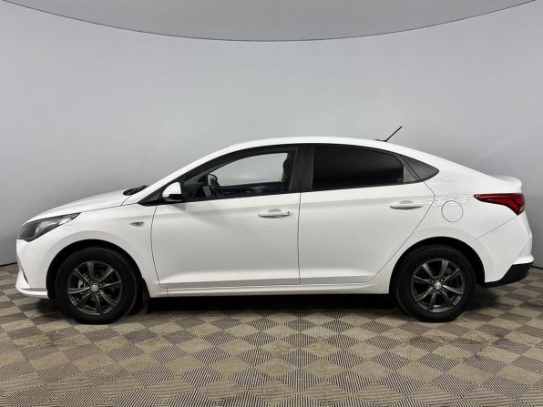 Hyundai Solaris II Рестайлинг с пробегом 2021 года, цена 1 730 000 рублей, 85552 км, седан, Автокод Объявления