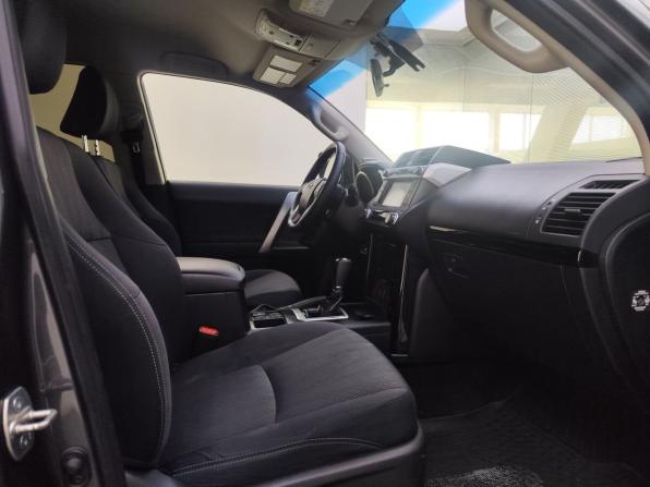 Toyota Land Cruiser Prado 150 Series Рестайлинг 1 с пробегом 2016 года, цена 3 500 000 рублей, 222122 км, внедорожник, Автокод Объявления
