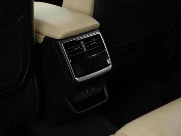 Geely Monjaro I Рестайлинг с пробегом 2024 года, цена 3 949 050 рублей, 23748 км, внедорожник, Автокод Объявления