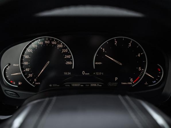 BMW 5 серии VII (G30/G31/G38) с пробегом 2017 года, цена 3 189 000 рублей, 103000 км, седан, Автокод Объявления