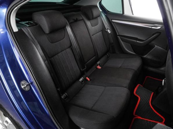 Skoda Octavia III (A7) Рестайлинг с пробегом 2018 года, цена 1 974 000 рублей, 134402 км, лифтбек, Автокод Объявления