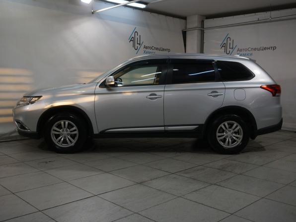 Mitsubishi Outlander III Рестайлинг 2 с пробегом 2017 года, цена 1 949 800 рублей, 108000 км, внедорожник, Автокод Объявления