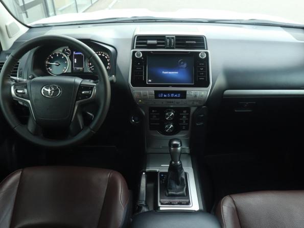 Toyota Land Cruiser Prado 150 Series Рестайлинг 2 с пробегом 2018 года, цена 5 101 000 рублей, 118132 км, внедорожник, Автокод Объявления