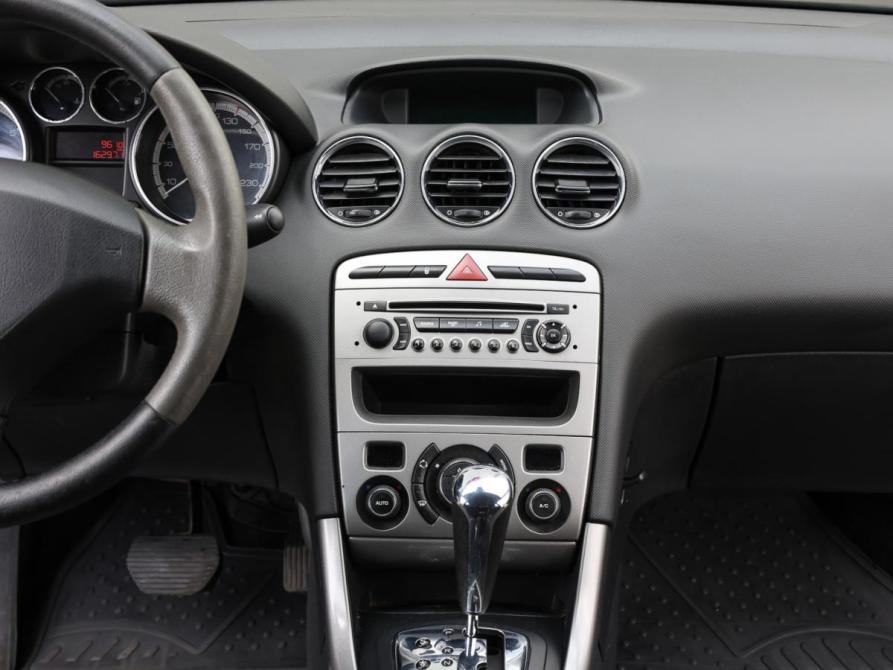 Peugeot 308 I Москва  - изображение 16
