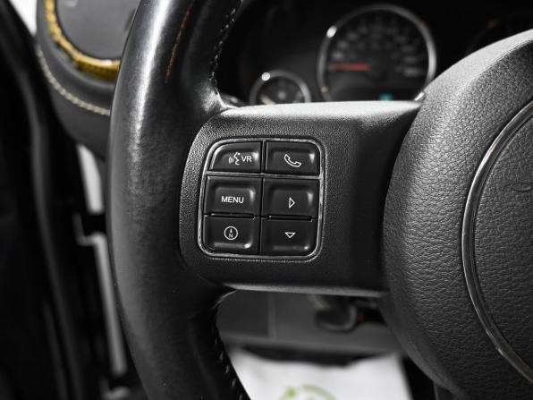 Jeep Wrangler III (JK) с пробегом 2012 года, цена 2 895 000 рублей, 153698 км, внедорожник, Автокод Объявления