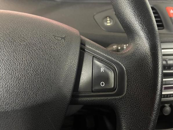 Renault Scenic III с пробегом 2009 года, цена 645 000 рублей, 227031 км, минивэн, Автокод Объявления