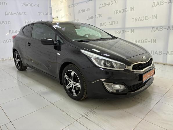 Kia Ceed II с пробегом 2014 года, цена 940 000 рублей, 176000 км, хэтчбек, Автокод Объявления