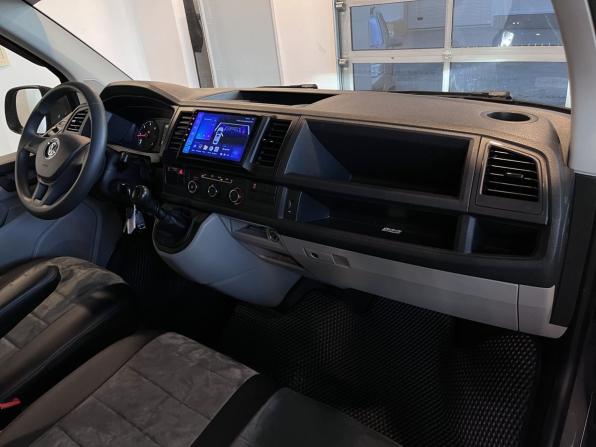 Volkswagen Caravelle T6 с пробегом 2019 года, цена 3 940 000 рублей, 90971 км, минивэн, Автокод Объявления