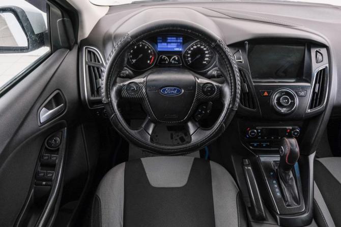 Ford Focus III с пробегом 2012 года, цена 899 000 рублей, 242313 км, хэтчбек, Автокод Объявления