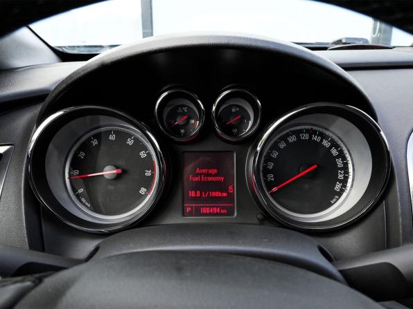 Opel Astra J с пробегом 2011 года, цена 679 000 рублей, 166493 км, хэтчбек, Автокод Объявления