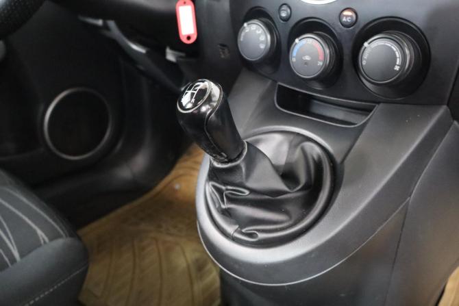 Mazda 2 II (DE) с пробегом 2008 года, цена 449 000 рублей, 220000 км, хэтчбек, Автокод Объявления