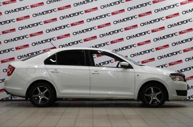 Skoda Rapid I с пробегом 2016 года, цена 855 550 рублей, 201526 км, лифтбек, Автокод Объявления