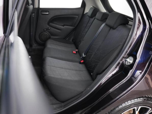 Mazda 2 II Рестайлинг (DE2) с пробегом 2010 года, цена 677 077 рублей, 151776 км, хэтчбек, Автокод Объявления