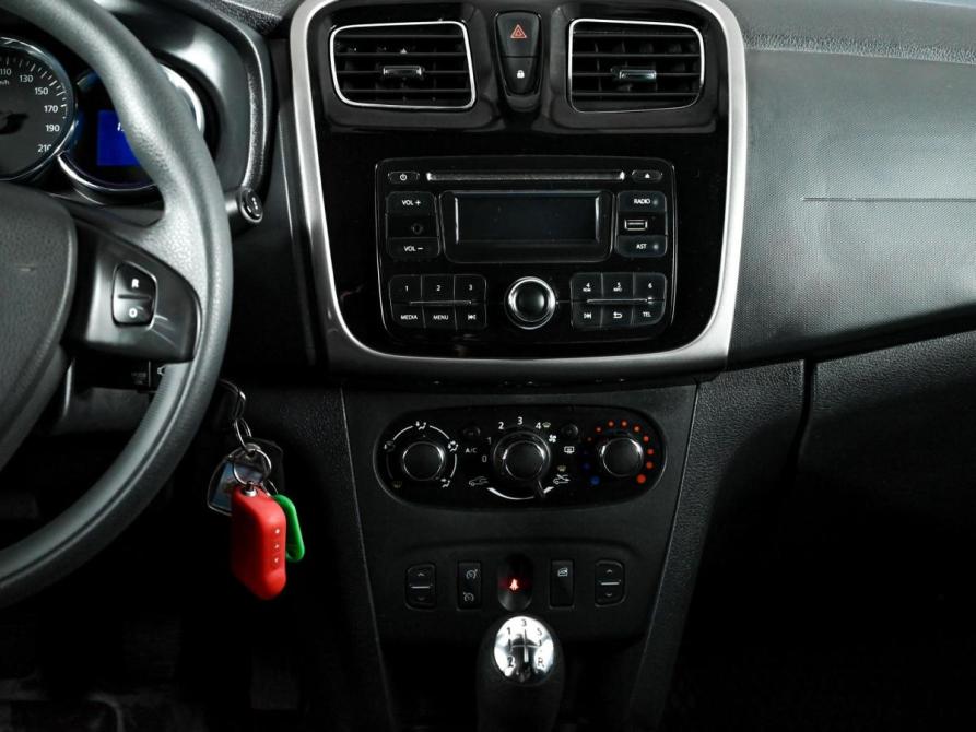 Renault Logan II Екатеринбург  - изображение 13
