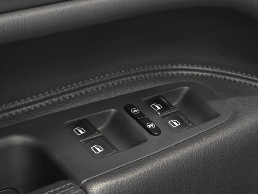Volkswagen Touareg I Рестайлинг Красноярск  - изображение 18