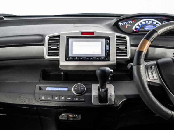 Honda Freed I Рестайлинг 2 с пробегом 2014 года, цена 1 150 000 рублей, 127116 км, компактвэн, Автокод Объявления
