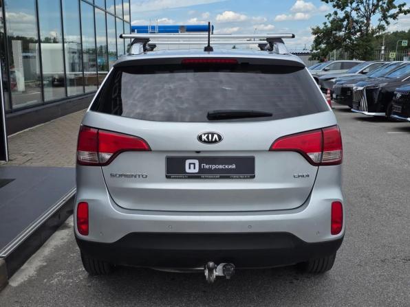 Kia Sorento II Рестайлинг с пробегом 2017 года, цена 1 760 000 рублей, 223631 км, внедорожник, Автокод Объявления