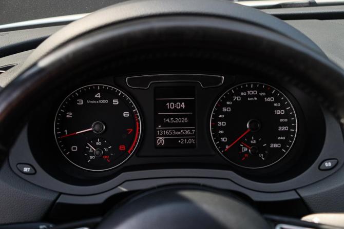 Audi Q3 I (8U) Рестайлинг с пробегом 2016 года, цена 2 250 000 рублей, 131653 км, внедорожник, Автокод Объявления